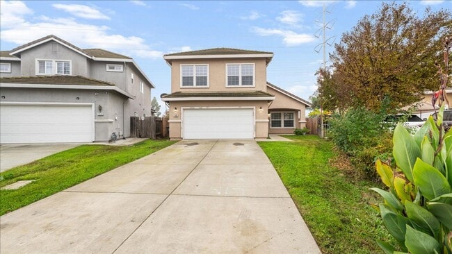 Building Photo - Fully renovated 5 bedroom 3 bathroom home