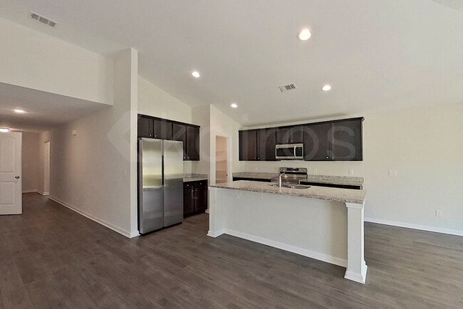 Photo - 100 Ebenezer Blf Wy