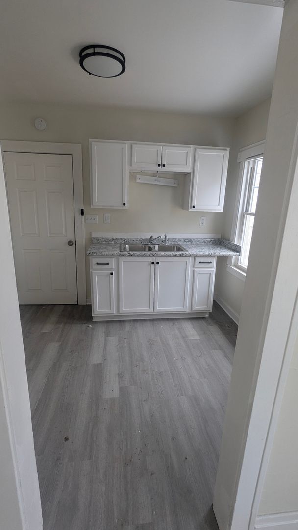 Photo - 3049 W 116th St Unit 3049 W116 th Up