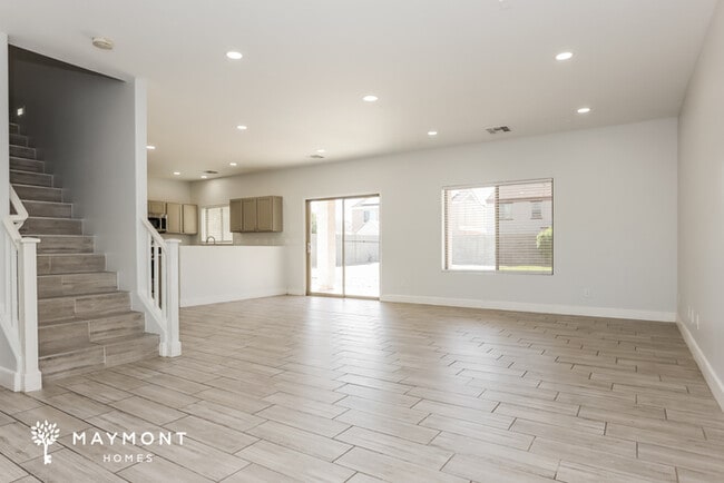 Photo - 1711 E Megan Dr