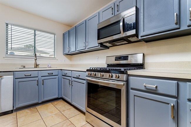 Photo - 2830 Katy Briar Ln