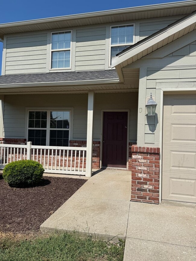 Photo - 1605 Spiros Dr
