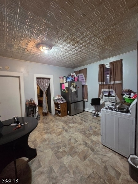 Photo - 355 Madison St