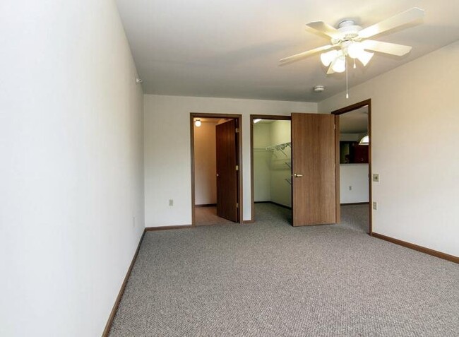 Prairie Hill Apartments Greenfield Wi