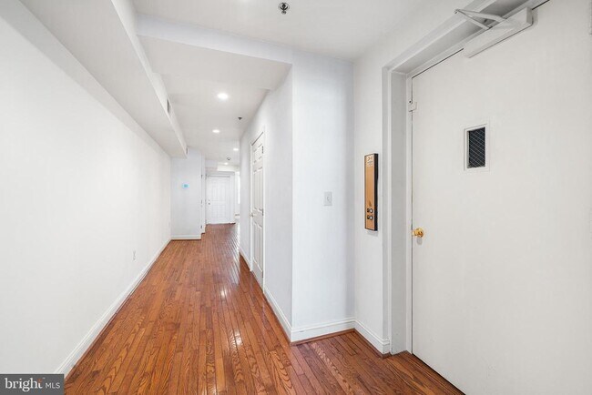 Photo - 48 N Front St Unidad 2A