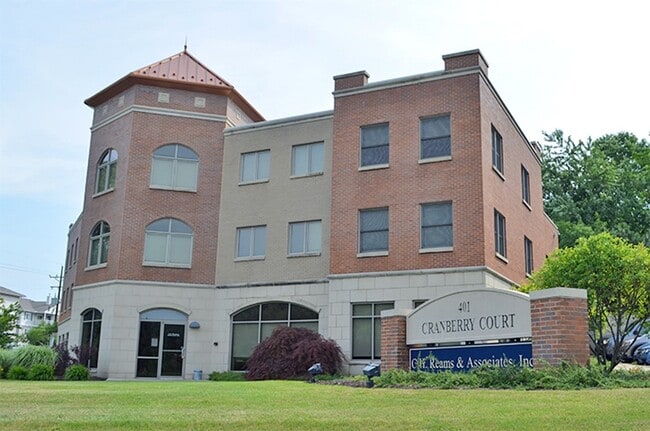 Building Photo - 401 Cranberry St Unit A