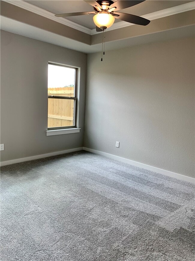 Photo - 430 Rineel Ave