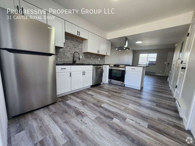 Building Photo - Remodeled 2-Bedroom Townhome !