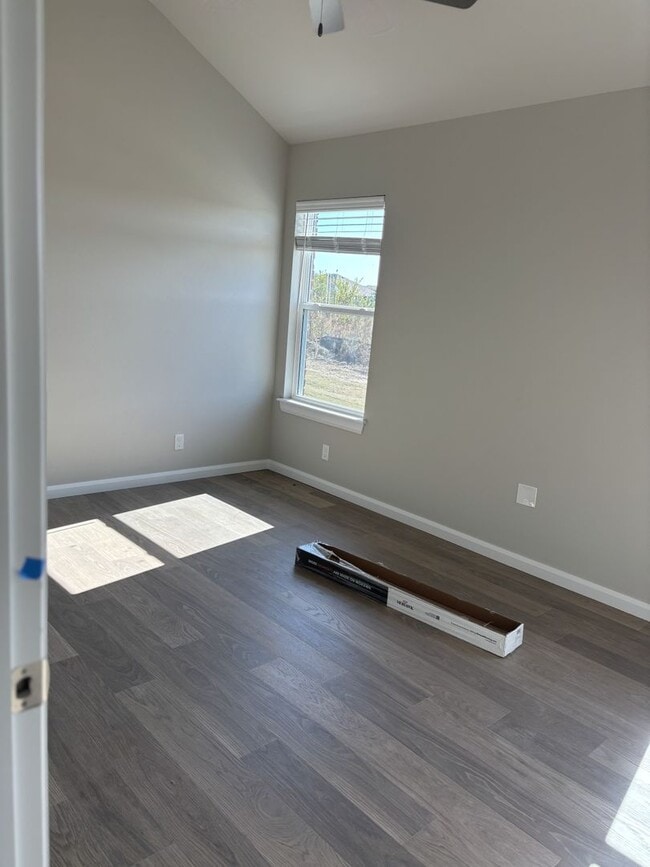 Photo - Brand New Duplex! House