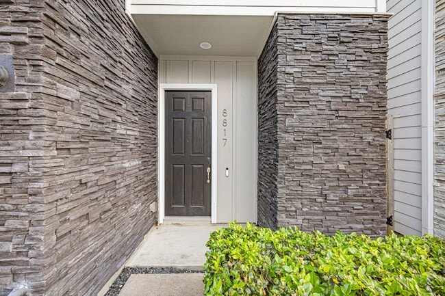 Photo - 8817 Hollister Pine Ct