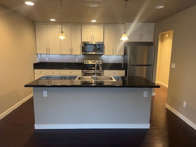 Photo - CUSTOM 3 BEDROOM, 2 BATH HOME NEAR SOUTH MEDFORD HIGH SCHOOL