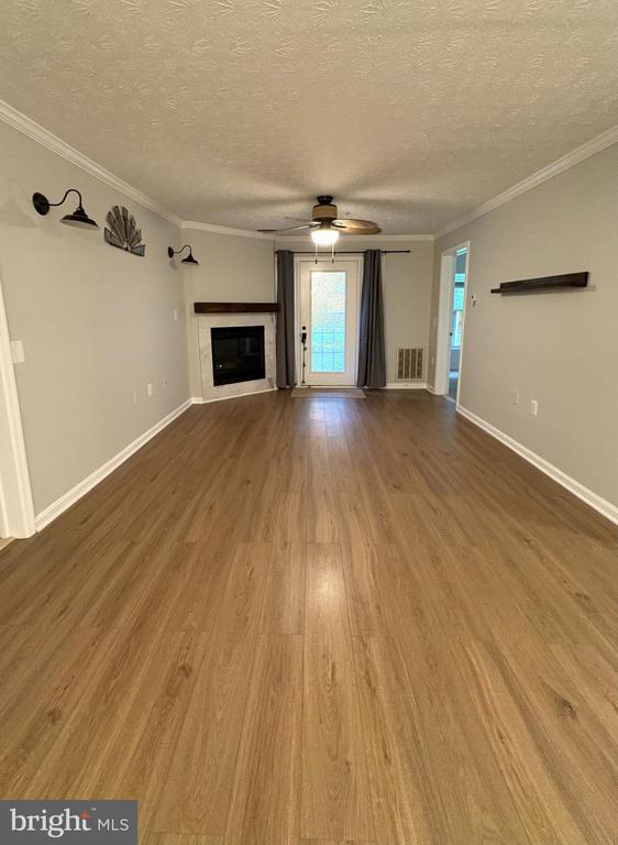 Photo - 653 Burtons Cove Way Unit 1