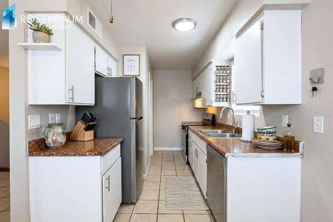 Photo - 719 W 1st Ave Unit 103