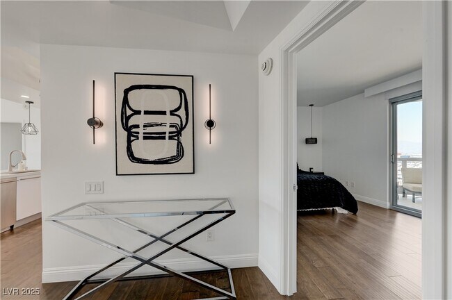 Photo - 222 Karen Ave Unidad 3301