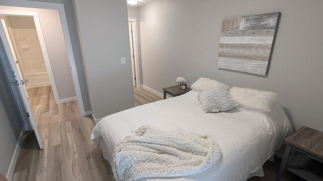 Photo - 475 St Anne's Rd Unit 315