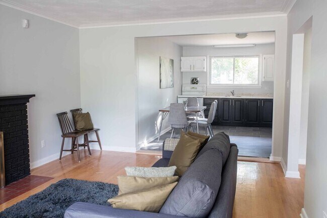 Photo - 2173 Navaho Dr