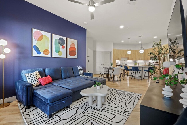 Building Photo - 13701 Montfort Dr Unit ID1346817P