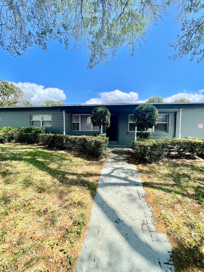 Building Photo - 5 N Deleon Ave