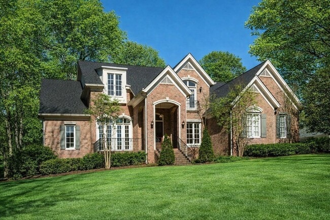 Photo - 1449 Willowbrooke Cir
