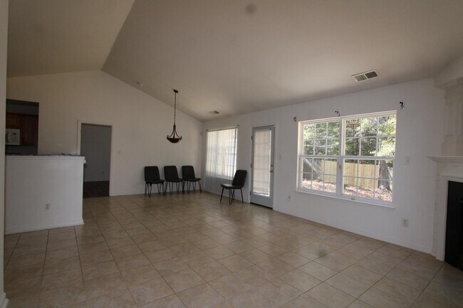 Photo - 2133 Rindle Dr