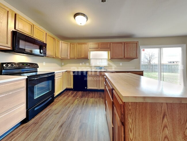 Photo - 4704 Ashfield Dr