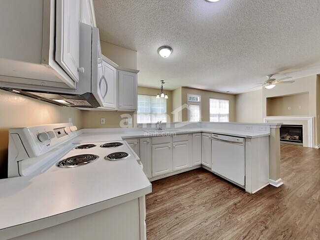 Photo - 15175 Eric Kyle Dr