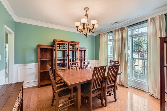 Photo - 150 Diana Dr