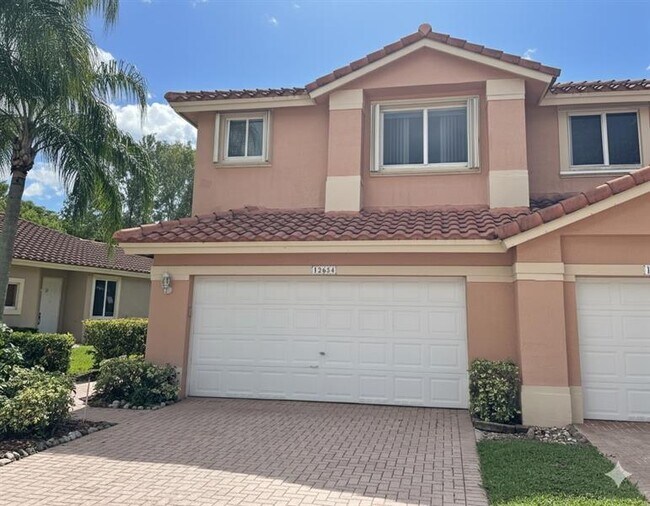 Building Photo - 12634 NW 56th Dr