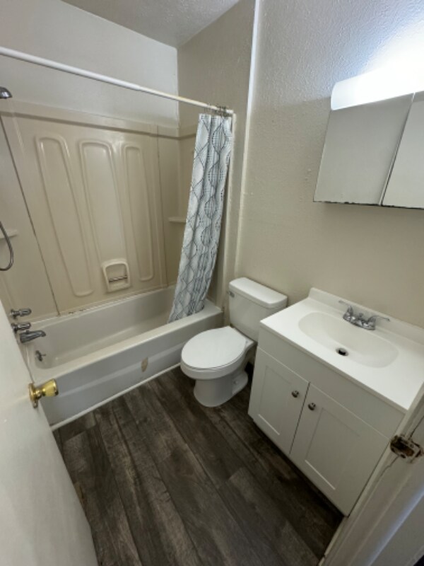 214 Cross Lanes Dr Townhome Townhome Rental in Nitro WV