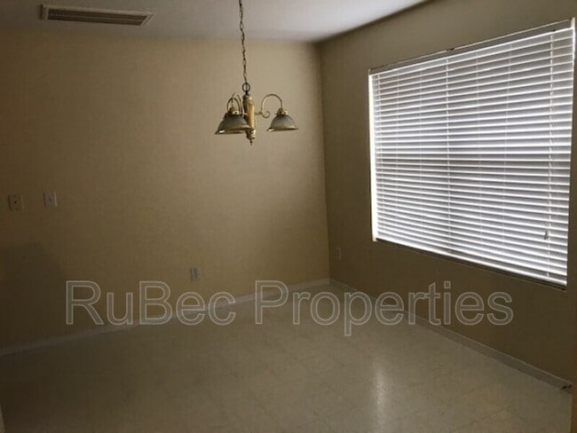 Photo - 8607 Westhope St