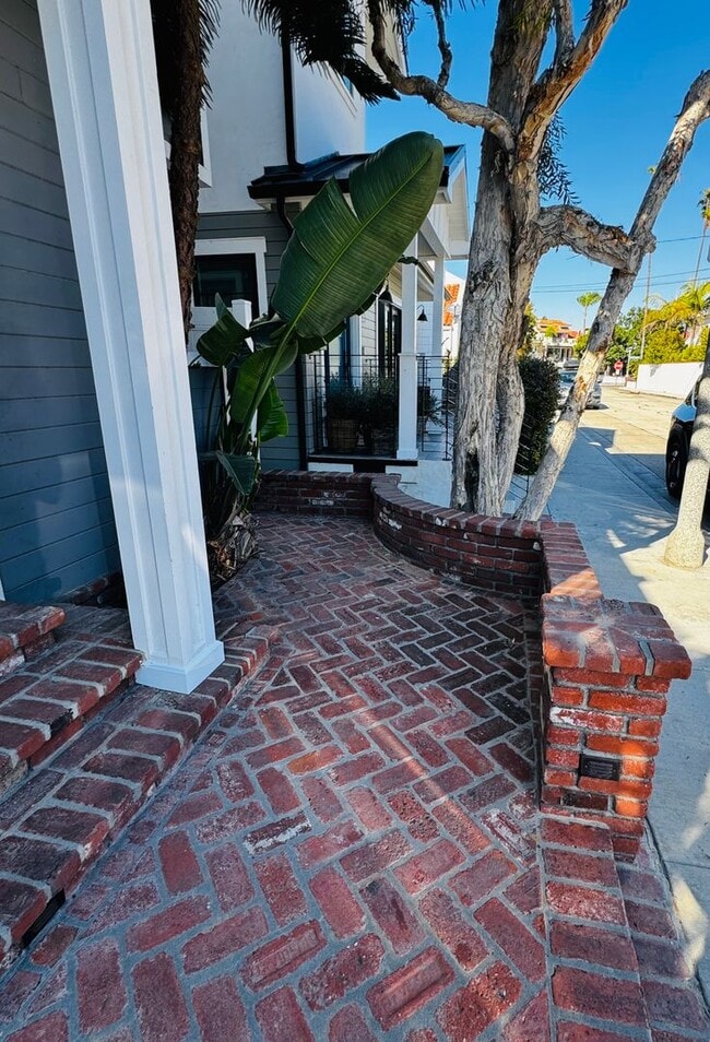 Photo - Two Bedroom Home for Rent on Naples Island