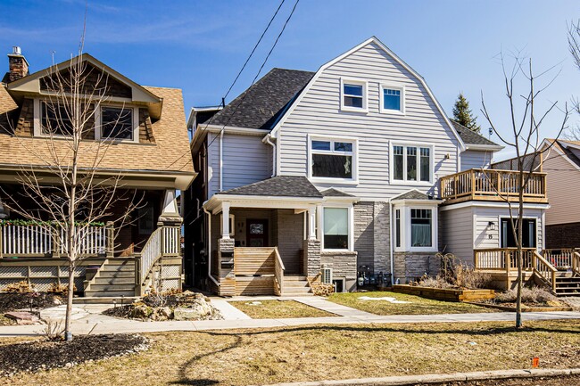 Photo - 17 Lockwood Rd Unit A