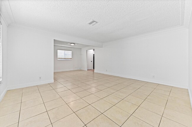 Photo - 6575 NW 3rd St