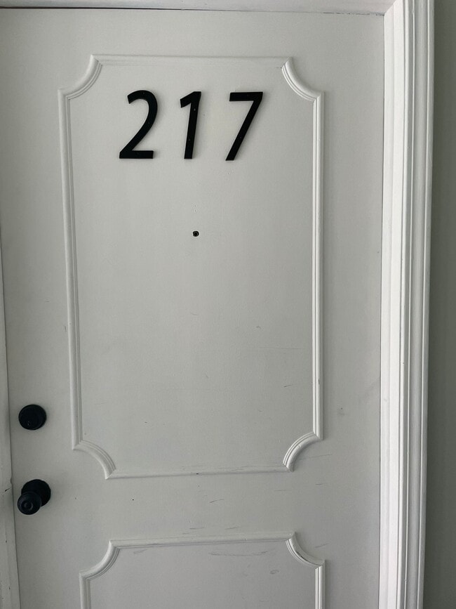 Photo - 4113 Telegraph Rd Unit B217