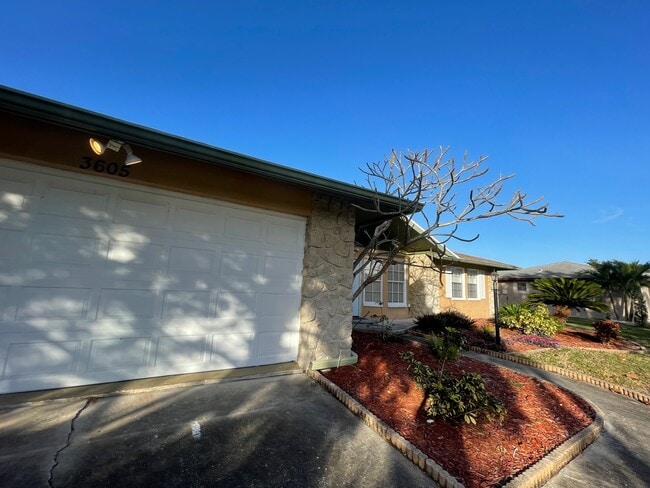 Photo - 3605 Egerton Cir