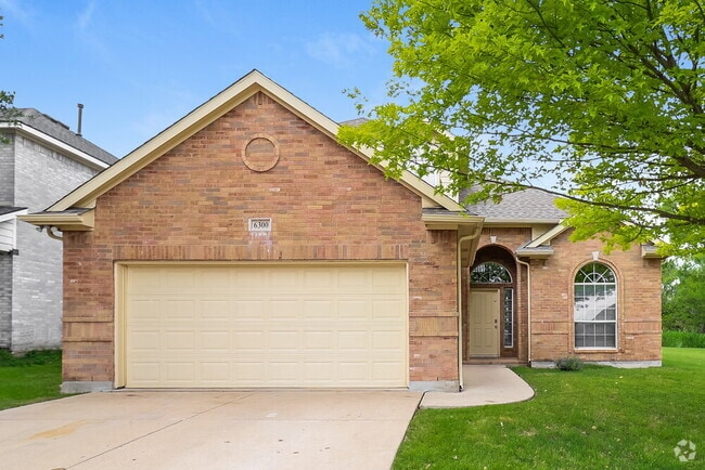 Building Photo - 6300 Redeagle Creek Dr Rental