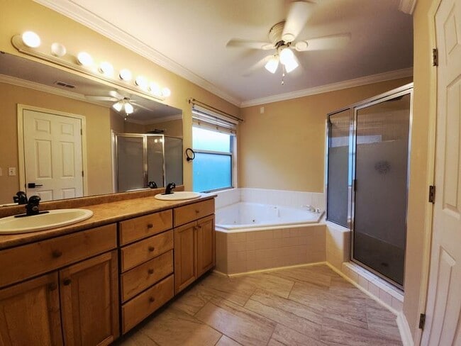 Photo - 8520 Hannary Cir