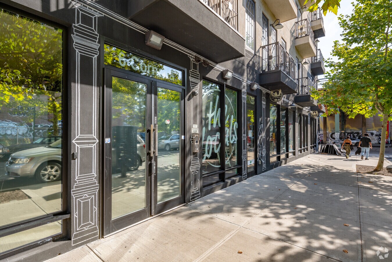 Photo - 1487 Broadway