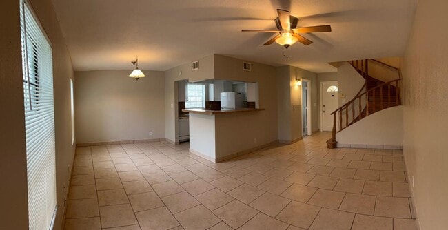 Photo - 1240 NW 6th Ave Unidad 1