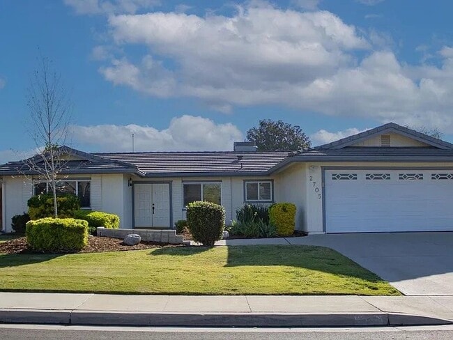 Photo - 2705 Parkfield Ct