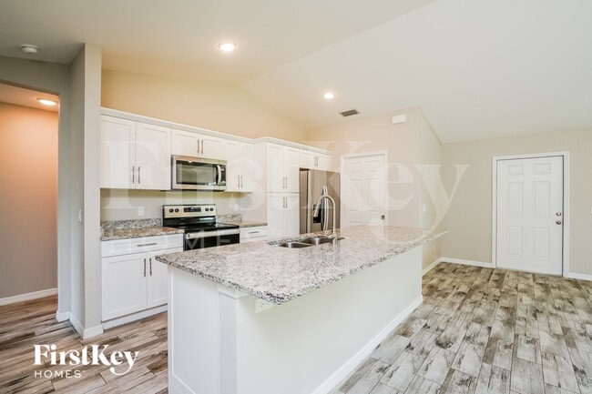 Photo - 8432 Grove Rd