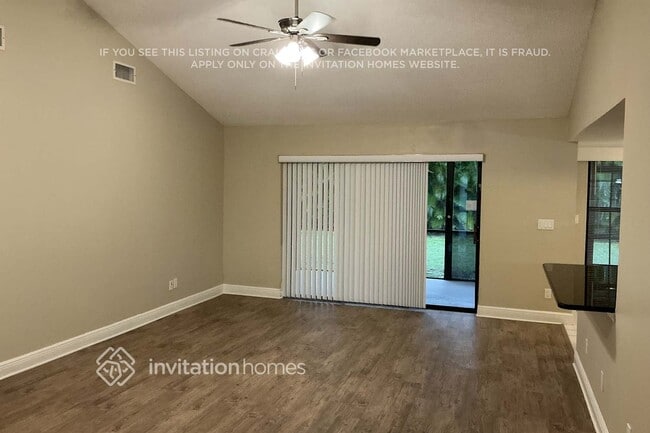 Photo - 2212 Viscaya Pkwy
