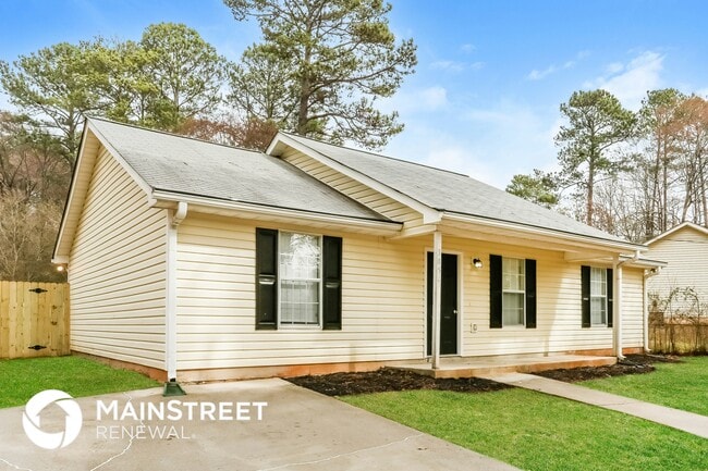 305 Barr Cir