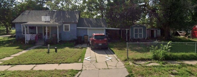 Building Photo - 700 Brookside Dr Rental