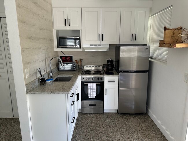 Photo - 1258 Beach Rd Unidad 5 through 9