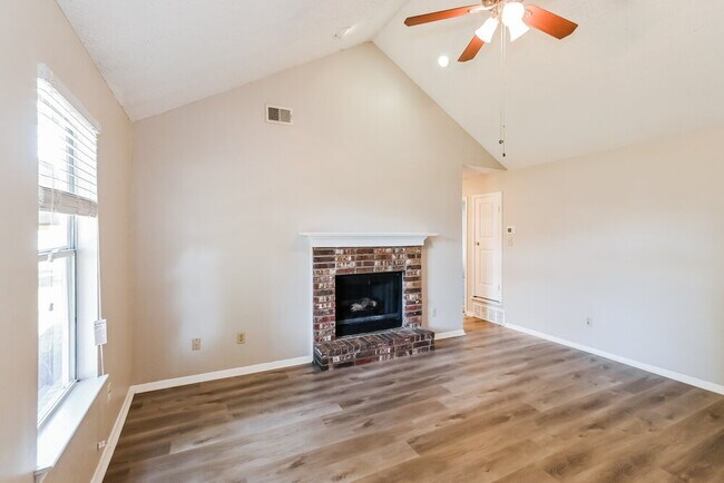 Photo - 5866 Hickory Shadow Ln