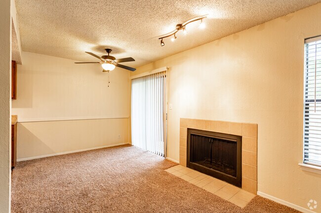 1BR, 1BA - Arrowhead - Ridge Park Apartments