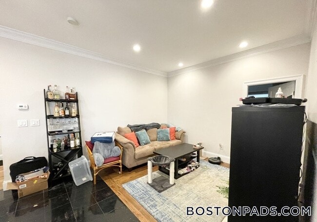 Photo - 32 Sumner St Unit 1