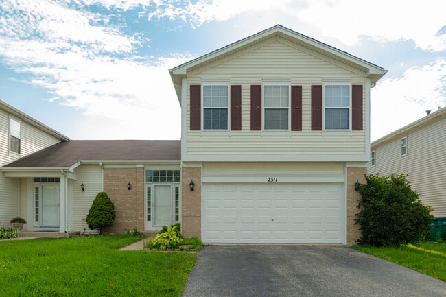 Photo - 2311 Carpenter Ave Townhome