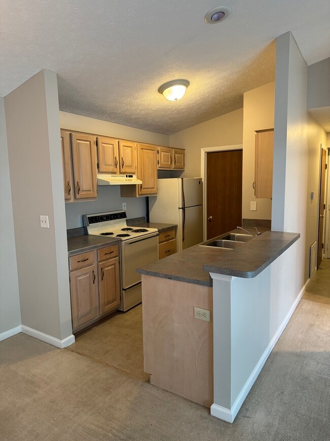 Photo - 6620 Green Branch Dr Unit 8